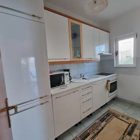 马捷公寓 公寓 *