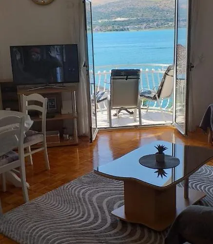 马捷公寓 公寓 *